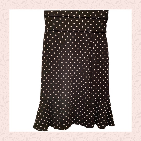 💄WHBM💄Polka Dot Fitted Knit Sheath Dress - Picture 6 of 7